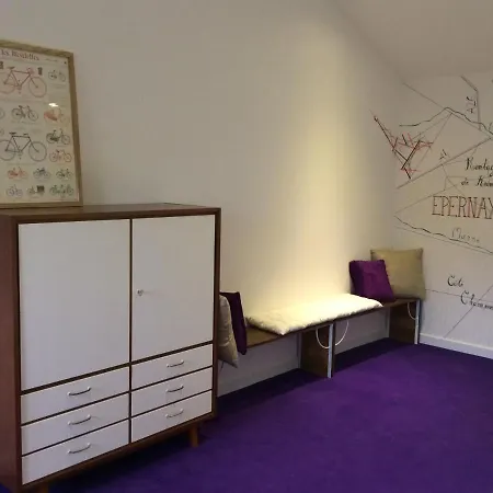 Maison Mitoyenne דירה